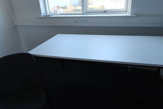 Mødebord EFG med mødestol