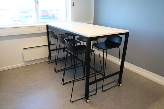 Barbord med 6 stk. barstole FREDERICIA Furniture