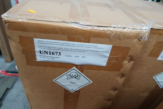 Palle med M-Phenylenediamine