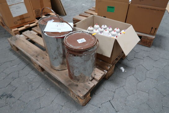 Palle med 1,3,5-benzenetricabonyl trichloride