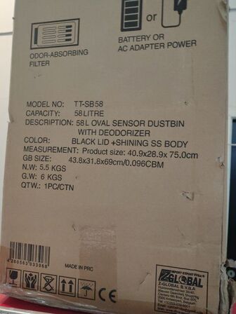 Affaldsspand med sensor. 