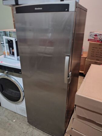 Køleskab, brugt.  BLOMBERG. 