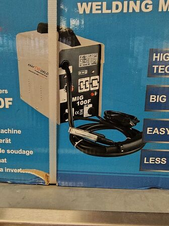 Svejseapparat.  KRAFTWORLD MIG-100F. 