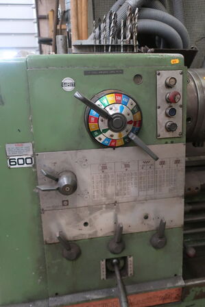 Drejebænk COLCHESTER Mastiff 1400