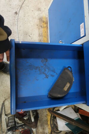 Værktøjsvogn med div. Værktøj