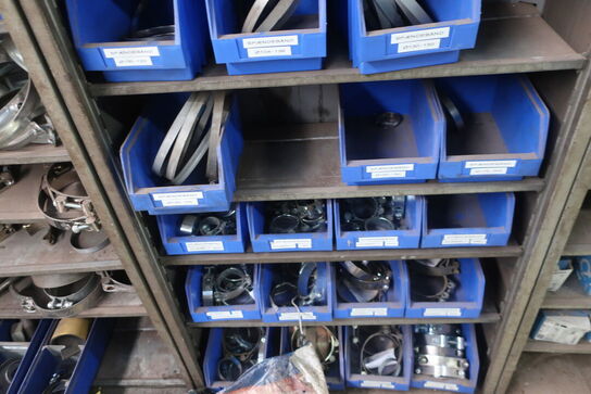 Sortimentsskab med indhold