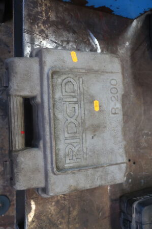 Rørskærer RIDGID R-200