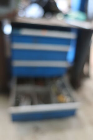 Stålskab med div. Værktøj