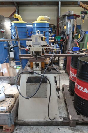 Hydraulisk profiljernsaks GEKA Minicrop