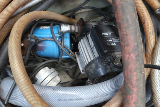 Palle med div. Pumper m.m.