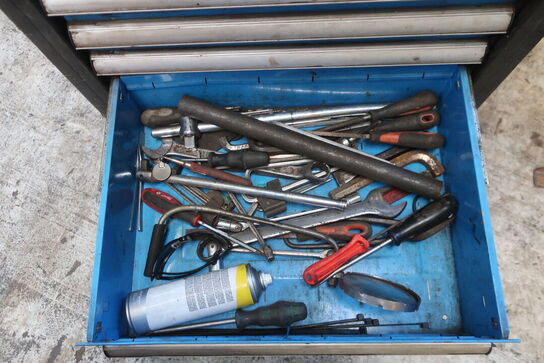 Værktøjsvogn med div. Værktøj