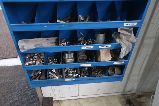 2 stk. sortimentsreoler med indhold