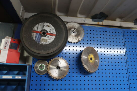 Div. Akku håndværktøj, batterier, ladere m.m.