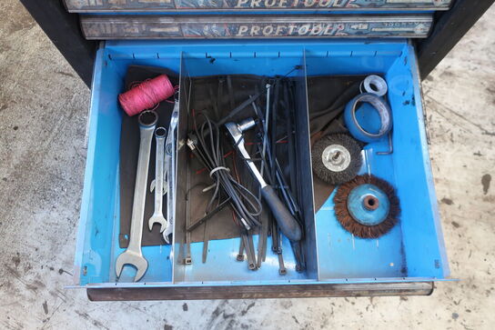 Værktøjsvogn med div. Værktøj