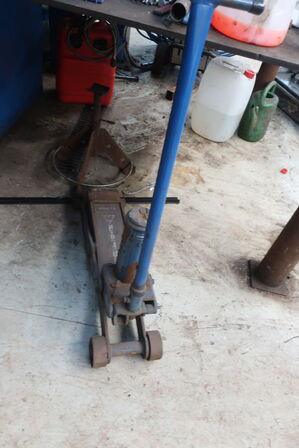 Donkraft AC HYDRAULICS