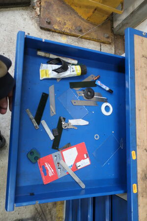 Værktøjsvogn med div. Værktøj