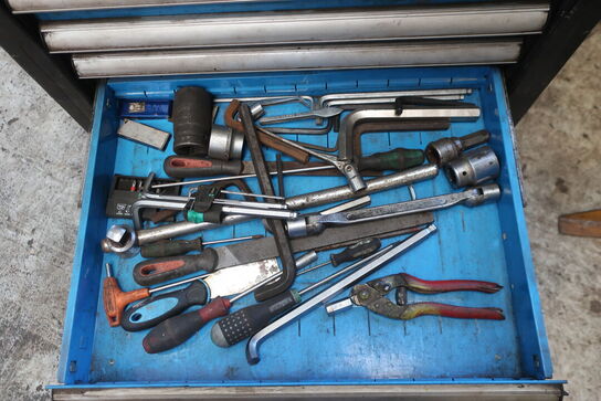 Værktøjsvogn med div. Værktøj