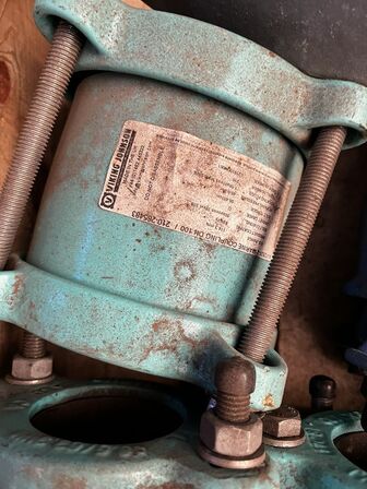 Palle med div. Varelager og reservedele