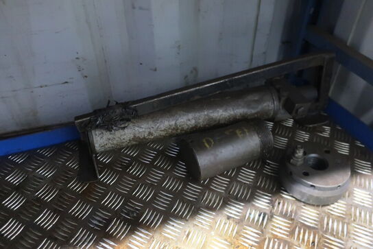 Hydraulisk håndpumpe m.m.