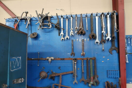 Værktøjstavle med div. værktøj