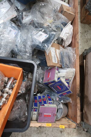 Palle med div. Varelager