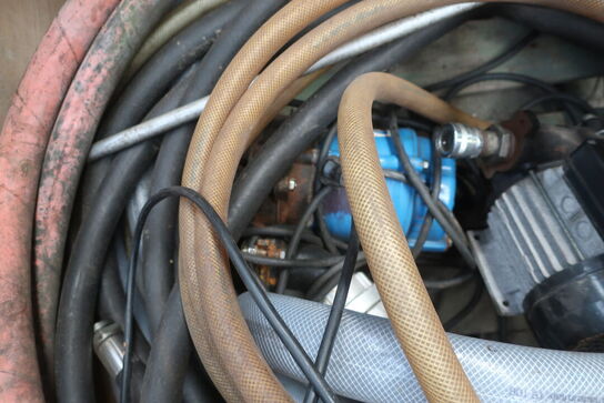 Palle med div. Pumper m.m.