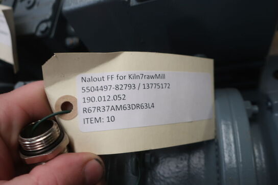 Motor SEW EURODRIVE R67 R37 AM63 DR63L4