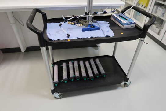 Opbevaringsvogn uden indhold