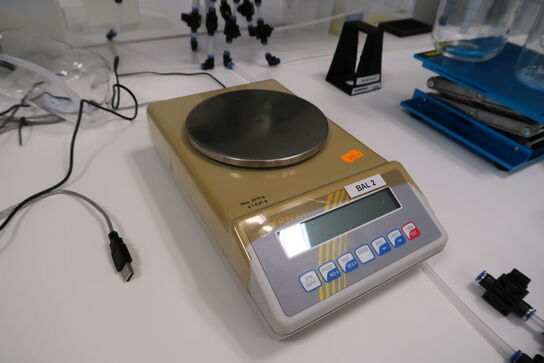 Laboratorievægt KERN 572-35