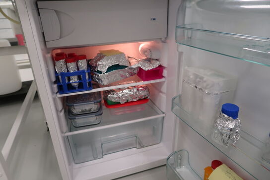 Køleskab ATLAS uden indhold