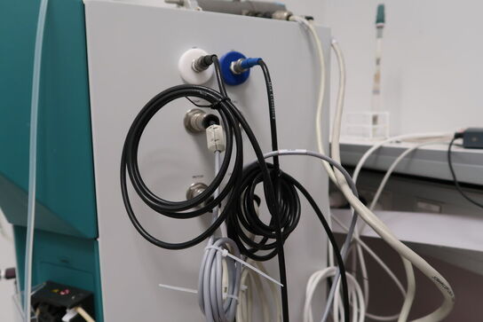 Bioreactor APPLIKON EZ-CONTROL med agitation motor APPLIKON P100E