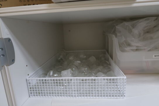 Div. Pipetter, microtubes, glass vials m.m.