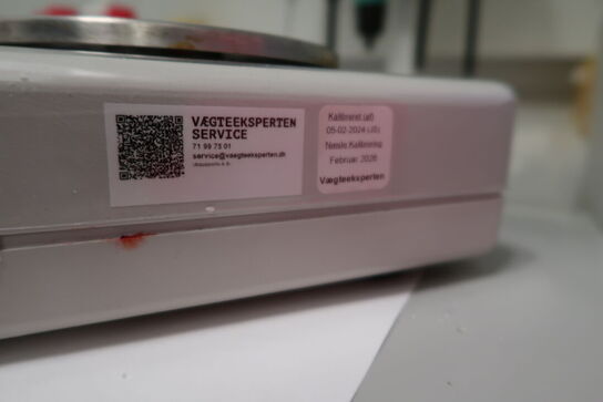 Laboratorievægt KERN 572-35