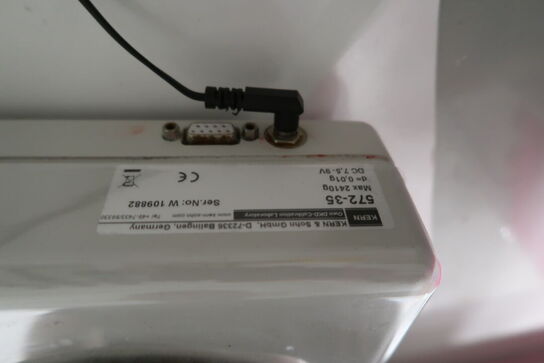 Laboratorievægt KERN 572-35