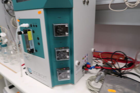 Bioreactor APPLIKON EZ-CONTROL med agitation motor APPLIKON P100E