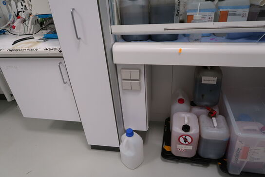 Stinskab ZYSTM ZAFE 15 uden indhold