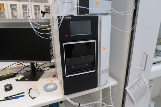 Liquid chromatography (HPLC) system SHIMADZU LC-2030C 3D