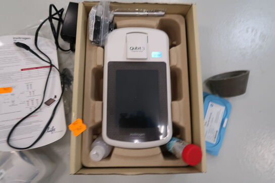 Fluorometer INVITROGEN Qubit 3.0 