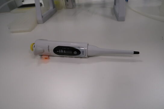 Stativ med 4 stk. pipetter SARTORIUS