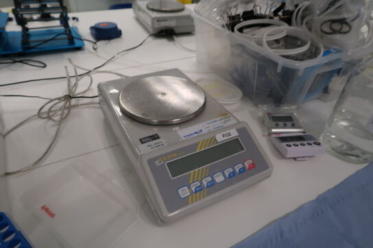 Laboratorievægt KERN 572-35