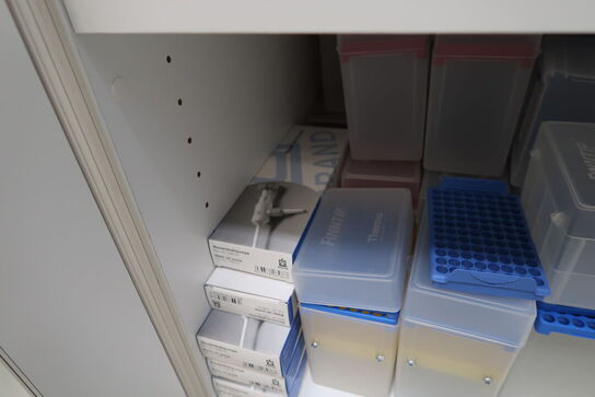 Div. Microplates, pipetter m.m.