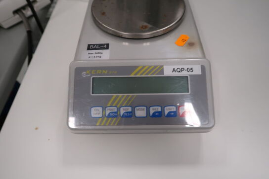 Laboratorievægt KERN 572-35