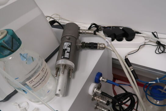 Bioreactor APPLIKON EZ-CONTROL med agitation motor APPLIKON P100E