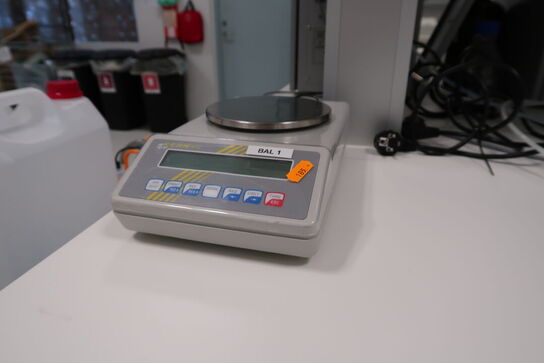 Laboratorievægt KERN 572-35