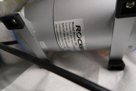 Vakuumpumpe ROCKER 300