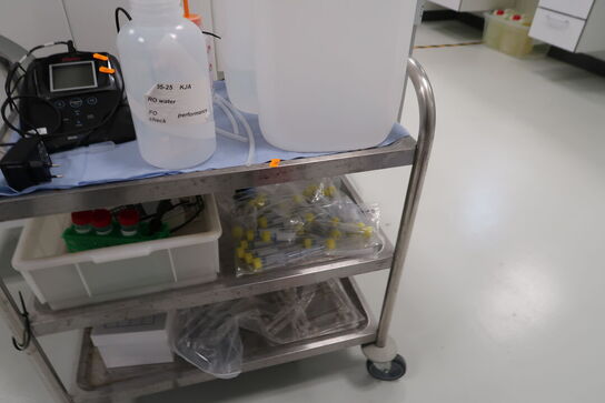 Opbevaringsvogn uden indhold