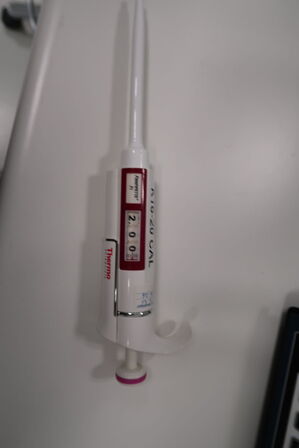 Stativ med 6 stk. pipetter THERMO SCIENTIFIC