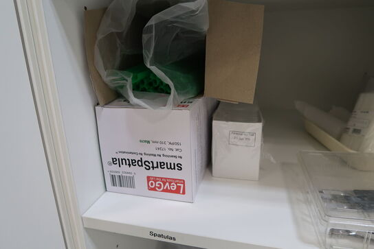 Div. Pipetter, microtubes, glass vials m.m.