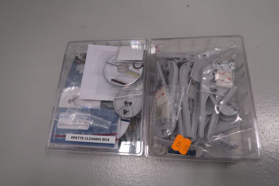 Div. Laboratorieudstyr bl.a. pipette renser
