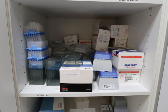 Div. Microplates, pipetter m.m.